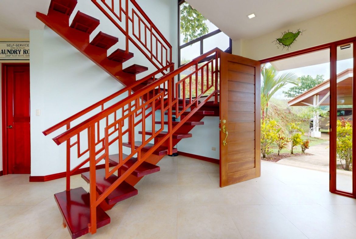 3-BEDROOM OCEAN VIEW HOME IN GATED COMMUNITY – 0.24 ACRES