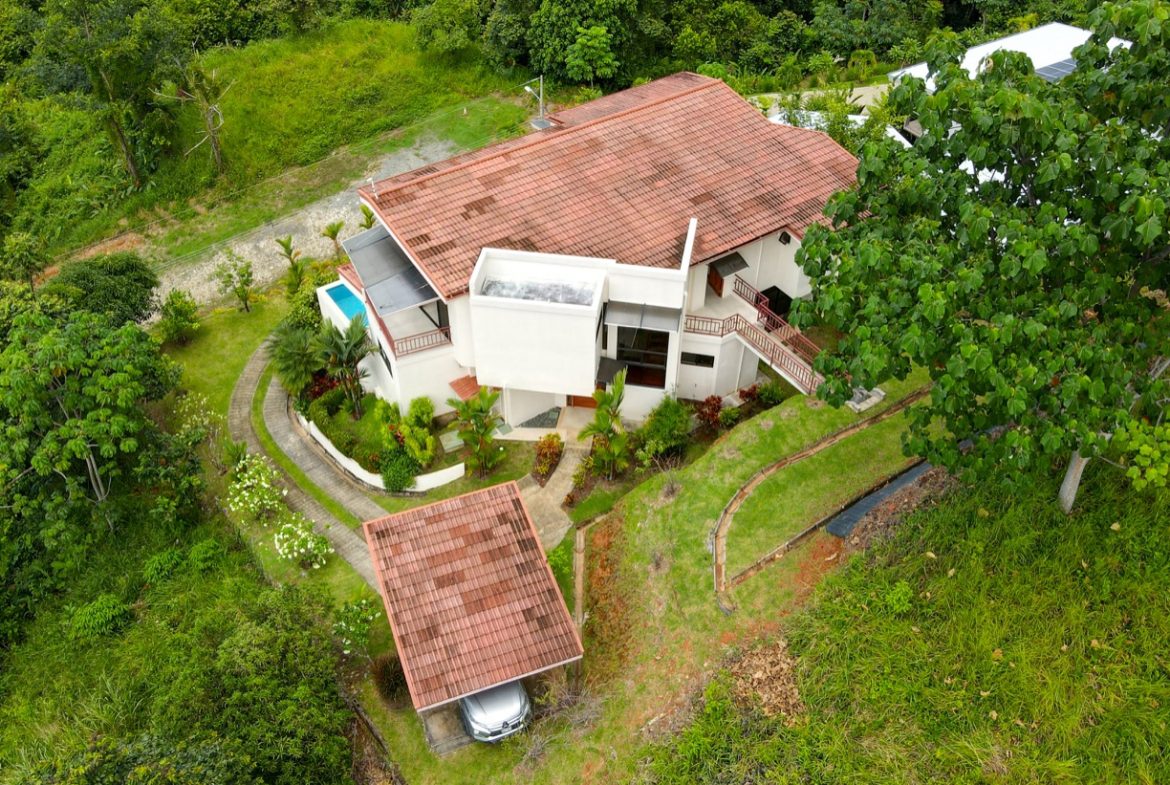 3-BEDROOM OCEAN VIEW HOME IN GATED COMMUNITY – 0.24 ACRES