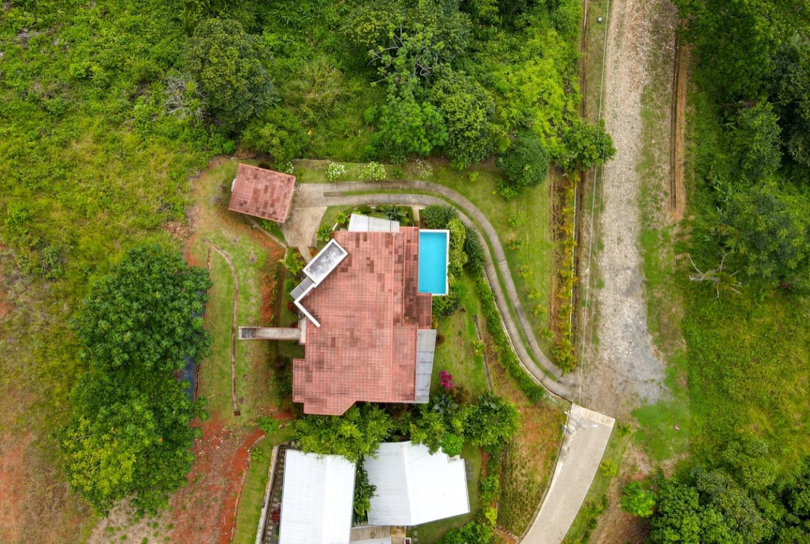 3-BEDROOM OCEAN VIEW HOME IN GATED COMMUNITY – 0.24 ACRES