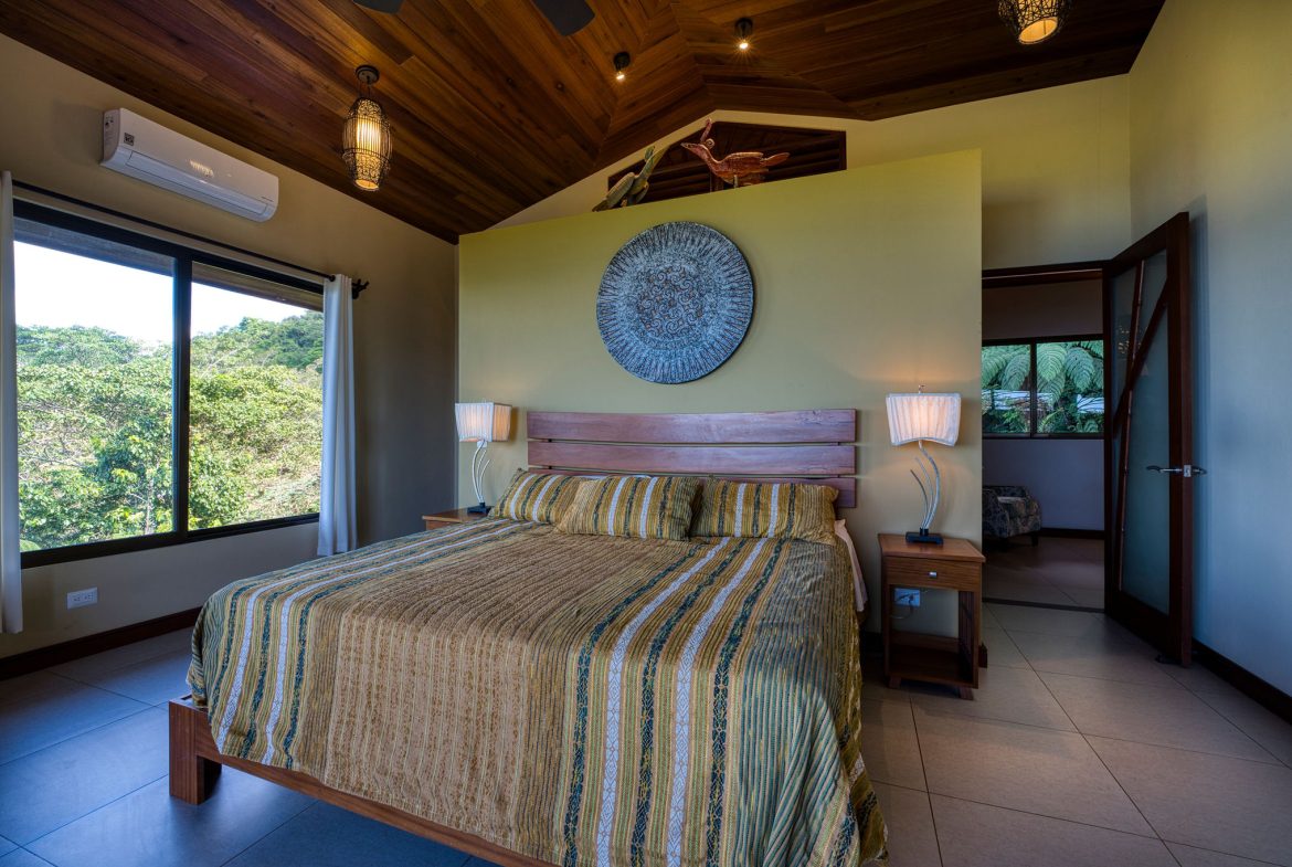 Casa Bambú – LUXURY 5 BEDROOM ESTATE WITH EXCEPTIONAL OCEAN VIEWS