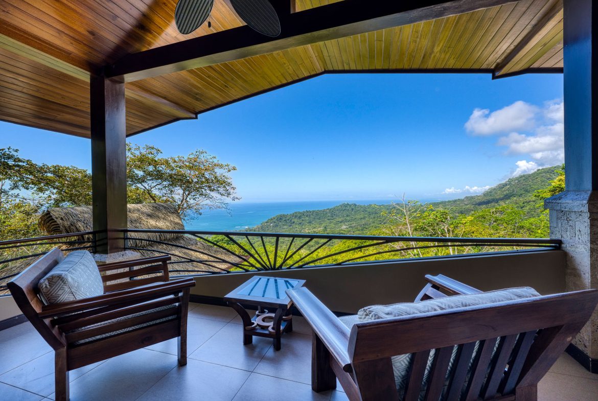 Casa Bambú – LUXURY 5 BEDROOM ESTATE WITH EXCEPTIONAL OCEAN VIEWS