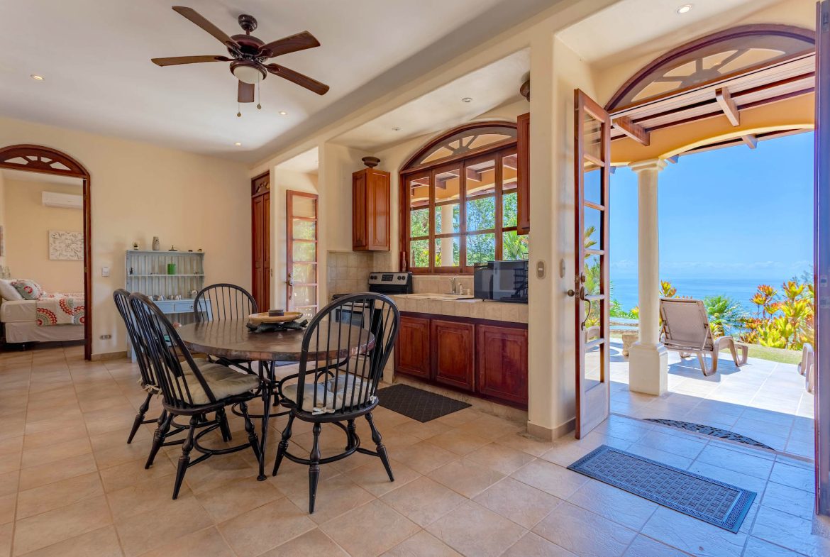NIDO ESCONDIDO – EPIC OCEAN VIEW LUXURY ESTATE HOME, TWO GUEST VILLAS, AND POOL
