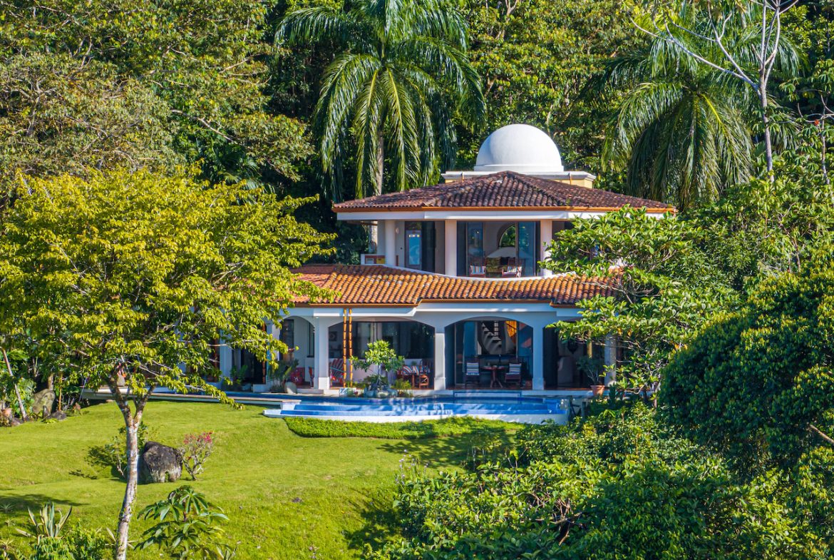 WHALE TAIL VIEW AND PRIVACY LUXURY 3 BEDROOM HOME – 7.5 ACRES, Uvita, Costa Rica — photo 3