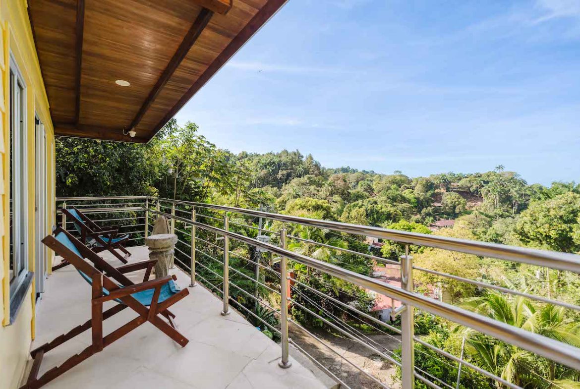 8 BEDROOM MULTI-FAMILY ESTATE IN QUEPOS