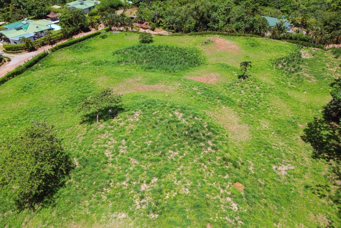 OCEAN VIEW BUILDING SITE NEAR DOMINICAL BEACH – 3.45 ACRES