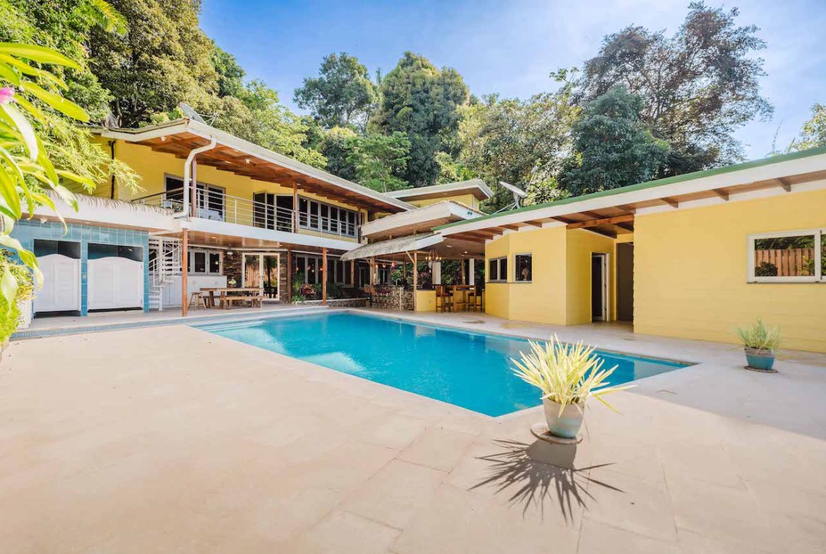 8 BEDROOM MULTI-FAMILY ESTATE IN QUEPOS, Uvita, Costa Rica — photo 3