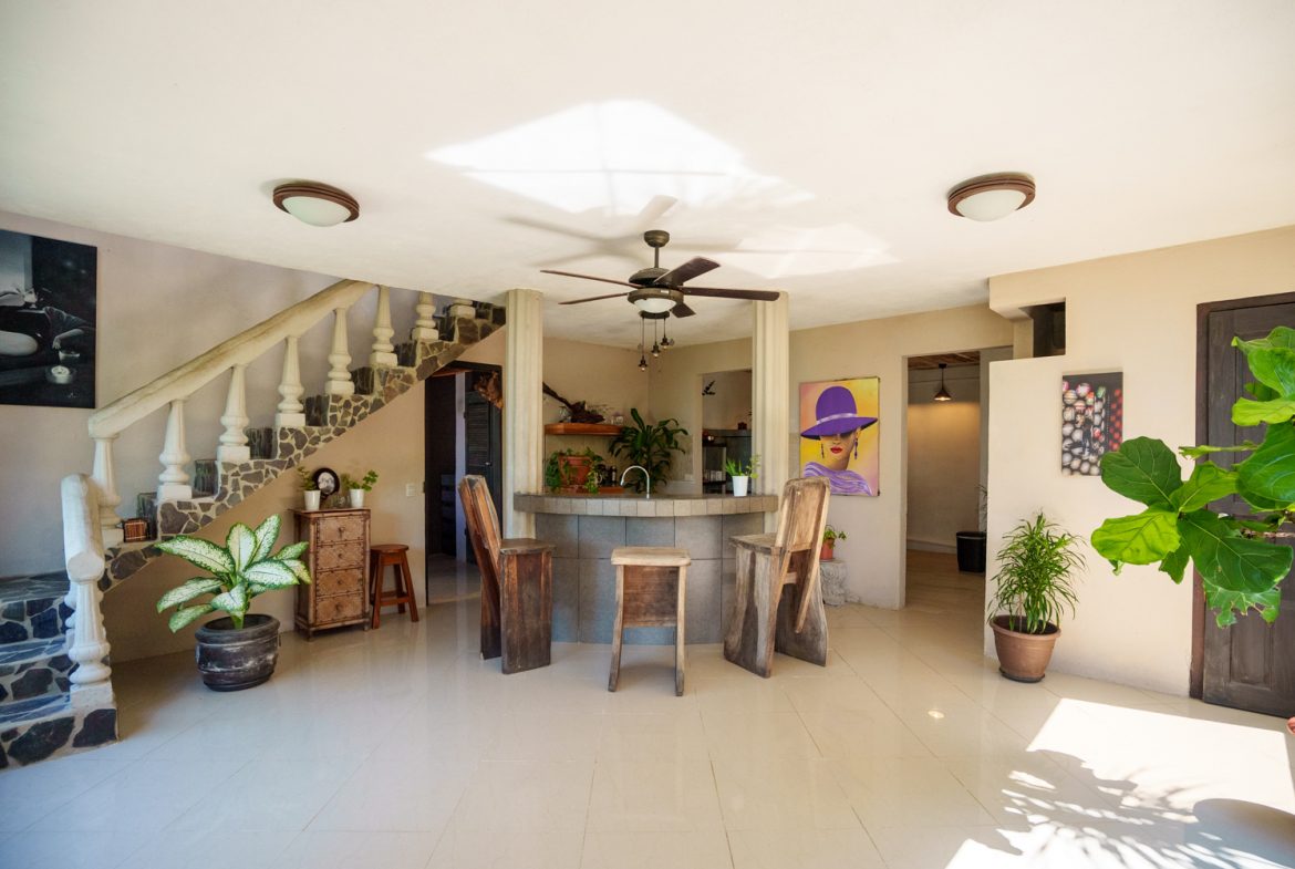 LUXURIOUS RETREAT WITH LARGE WATERFALL ON THE PROPERTY AND EXPANSIVE OCEAN VIEW – 12 ACRES