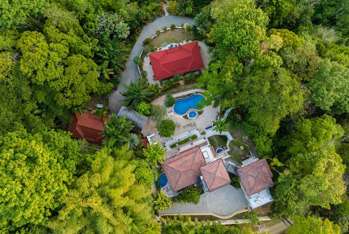 NIDO ESCONDIDO – EPIC OCEAN VIEW LUXURY ESTATE HOME, TWO GUEST VILLAS, AND POOL