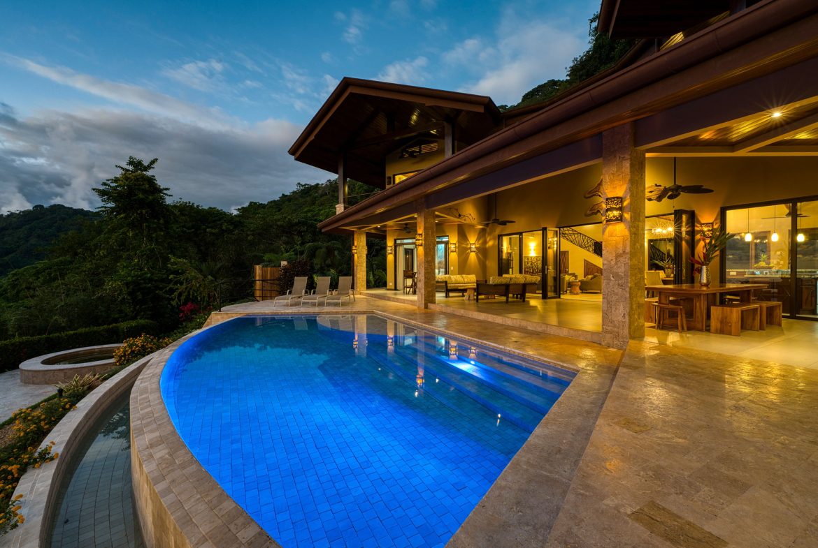 Casa Bambú – LUXURY 5 BEDROOM ESTATE WITH EXCEPTIONAL OCEAN VIEWS