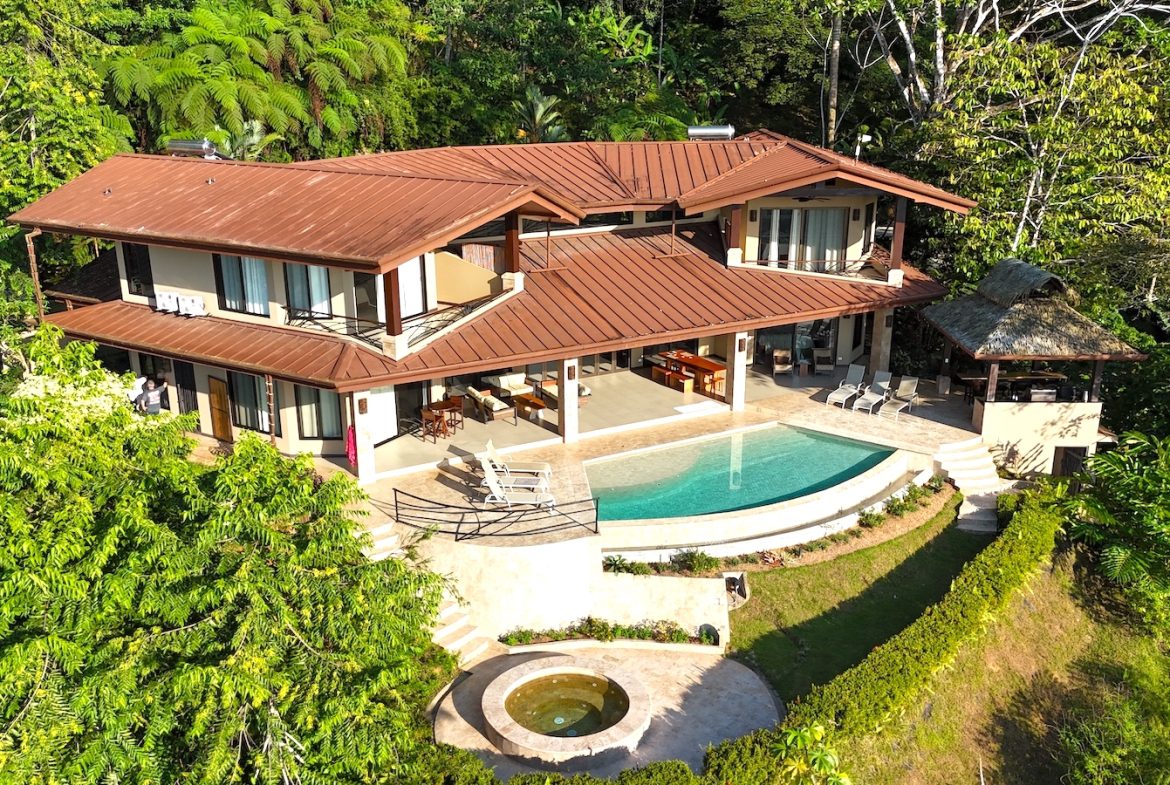 Casa Bambú – LUXURY 5 BEDROOM ESTATE WITH EXCEPTIONAL OCEAN VIEWS