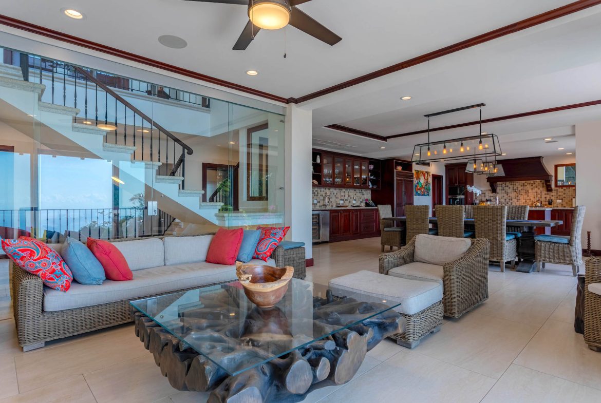 NIDO ESCONDIDO – EPIC OCEAN VIEW LUXURY ESTATE HOME, TWO GUEST VILLAS, AND POOL