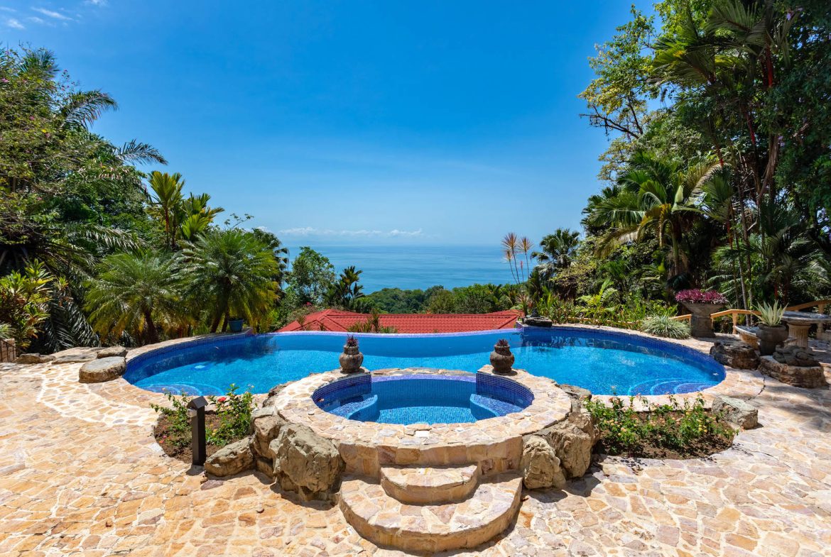 NIDO ESCONDIDO – EPIC OCEAN VIEW LUXURY ESTATE HOME, TWO GUEST VILLAS, AND POOL