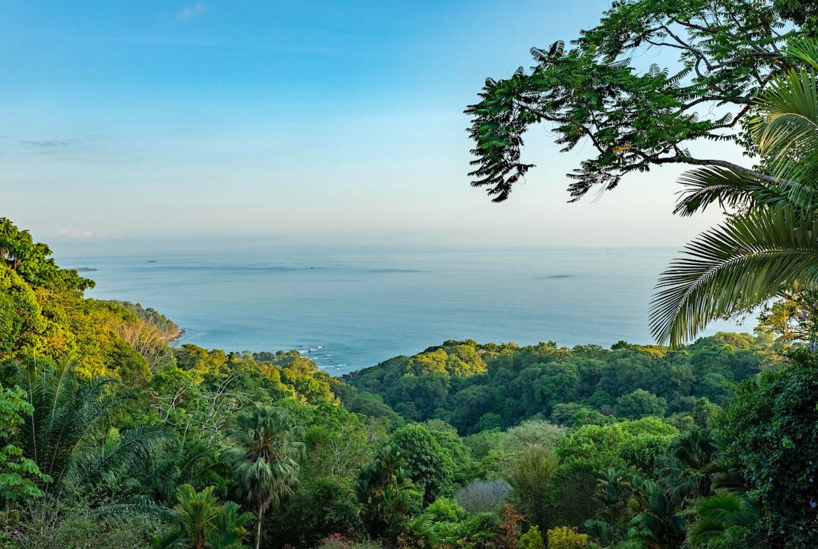 NIDO ESCONDIDO – EPIC OCEAN VIEW LUXURY ESTATE HOME, TWO GUEST VILLAS, AND POOL