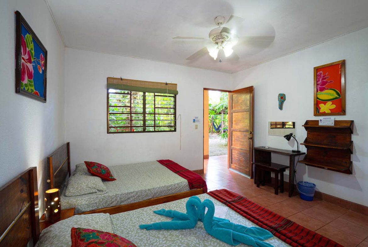 14 ROOM HOTEL WALKING DISTANCE TO THE BEACH IN DOMINICAL