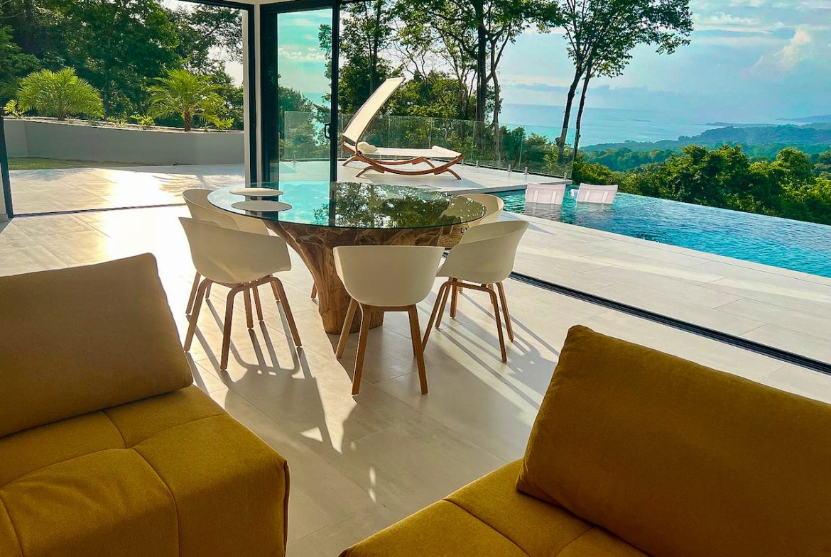 LUXURY 4 BEDROOM HOME WITH OCEAN AND MOUNTAIN VIEWS