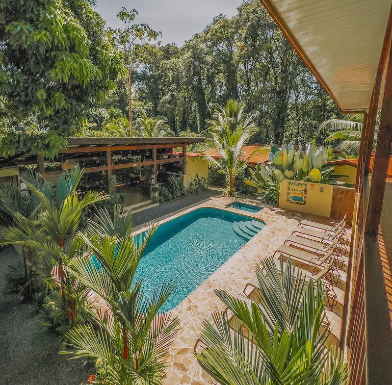 HOTEL AND RESTAURANT WALKING DISTANCE TO THE BEACH IN UVITA