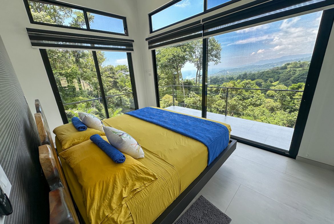 LUXURY 4 BEDROOM HOME WITH OCEAN AND MOUNTAIN VIEWS