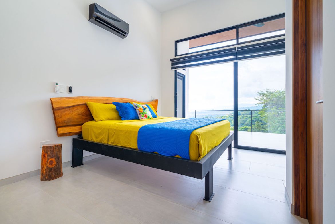 LUXURY 4 BEDROOM HOME WITH OCEAN AND MOUNTAIN VIEWS
