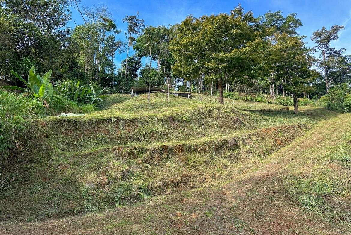 A RARE MOUNTAIN RETREAT WITH BUILDING SITES  , NICE VIEWS AND RIVER – 4.3 ACRES