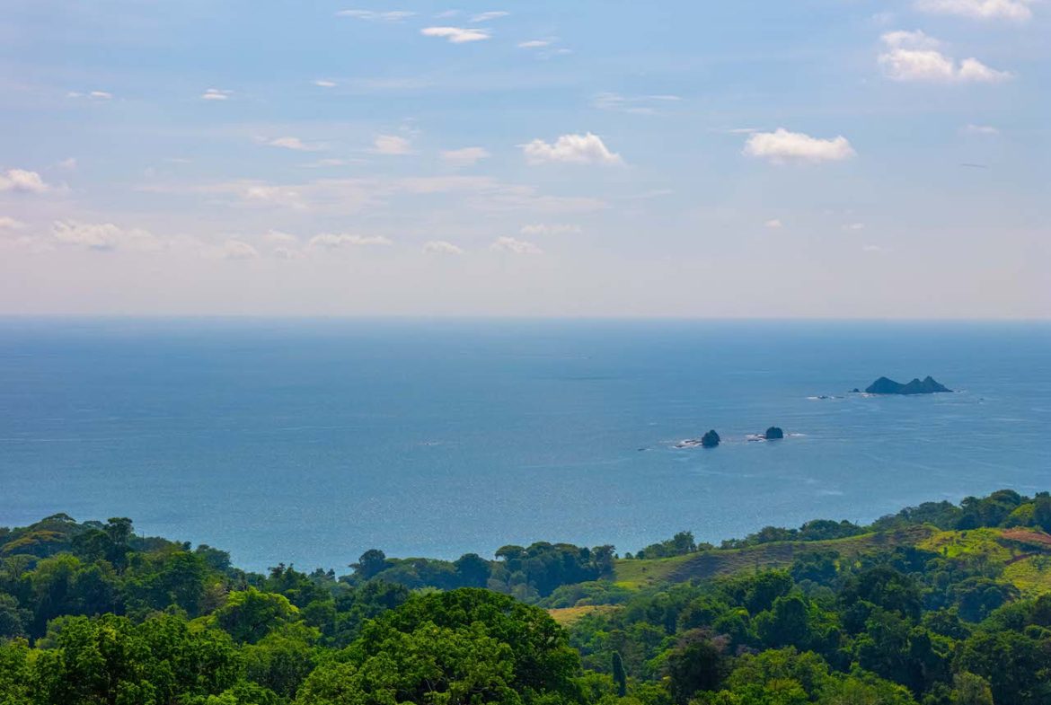 LUXURY 4 BEDROOM HOME WITH OCEAN AND MOUNTAIN VIEWS, Uvita, Costa Rica — photo 7