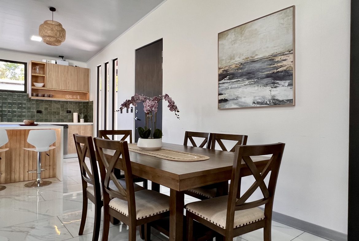 MODERN 3-BEDROOM HOME WITH POOL IN PRIME UVITA LOCATION – EXPANSION POTENTIAL INCLUDED – 0.2 ACRES, Uvita, Costa Rica — photo 6