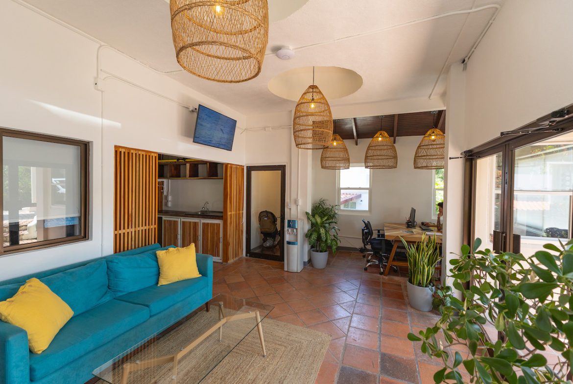 49 ROOM HOTEL FOR SALE IN CENTRAL MANUEL ANTONIO – 3.7 ACRES