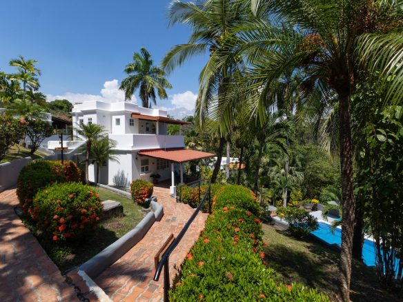 49 ROOM HOTEL FOR SALE IN CENTRAL MANUEL ANTONIO – 3.7 ACRES, Manuel Antonio, Costa Rica — photo 7