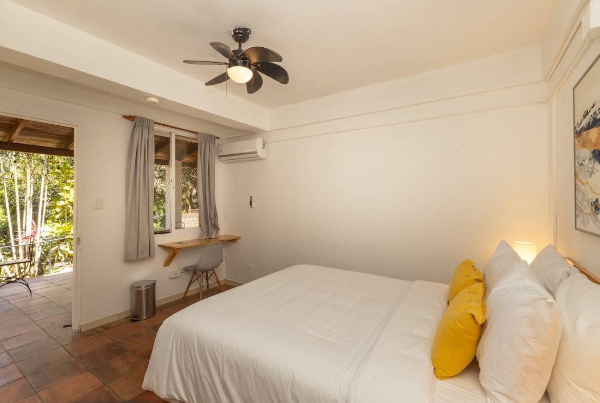 49 ROOM HOTEL FOR SALE IN CENTRAL MANUEL ANTONIO – 3.7 ACRES