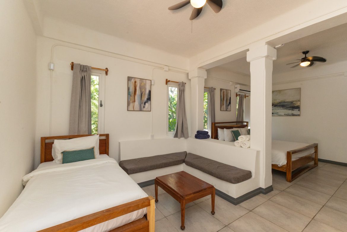 49 ROOM HOTEL FOR SALE IN CENTRAL MANUEL ANTONIO – 3.7 ACRES