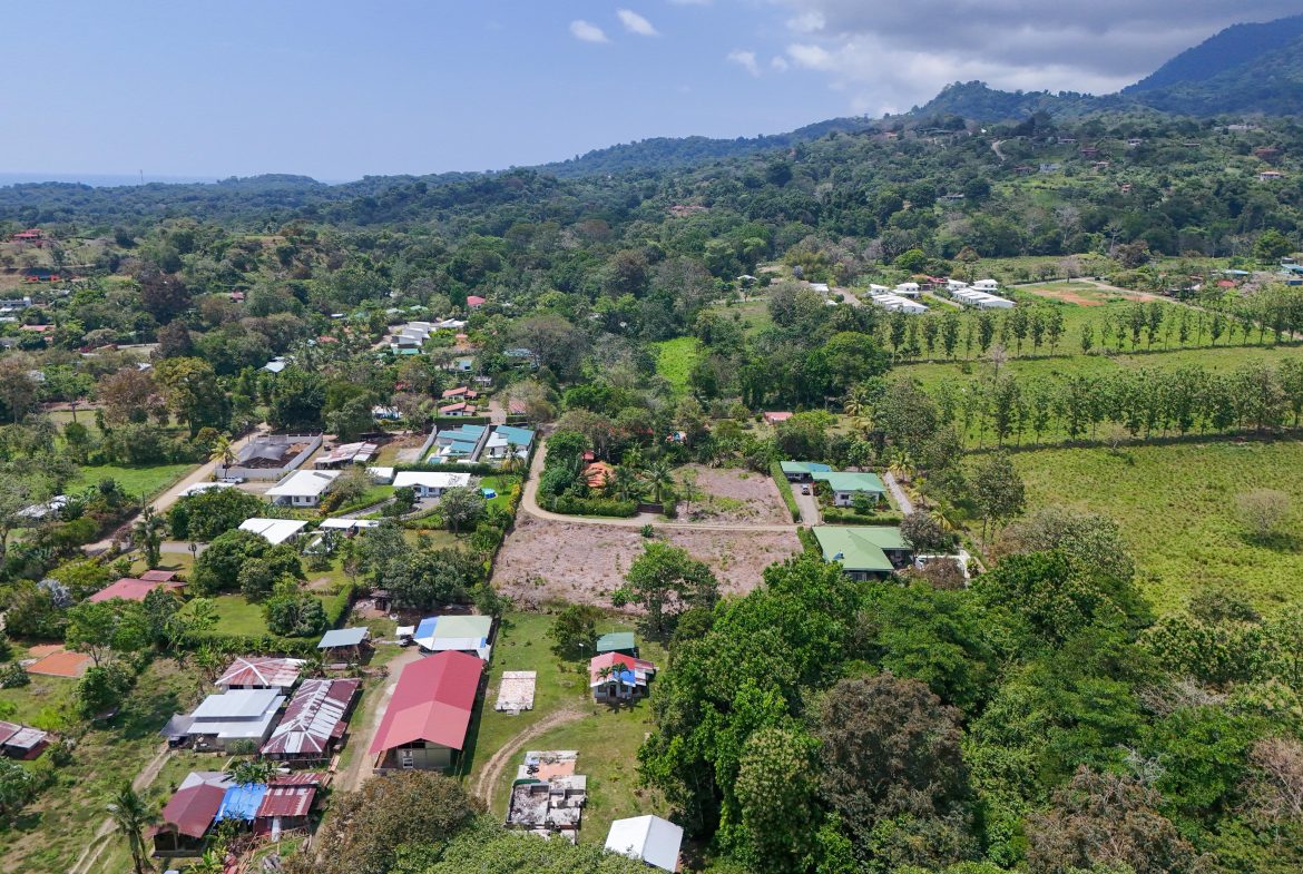 Ready to Build, Centrally located .38 acre Ojochal Lot with Mountain Views