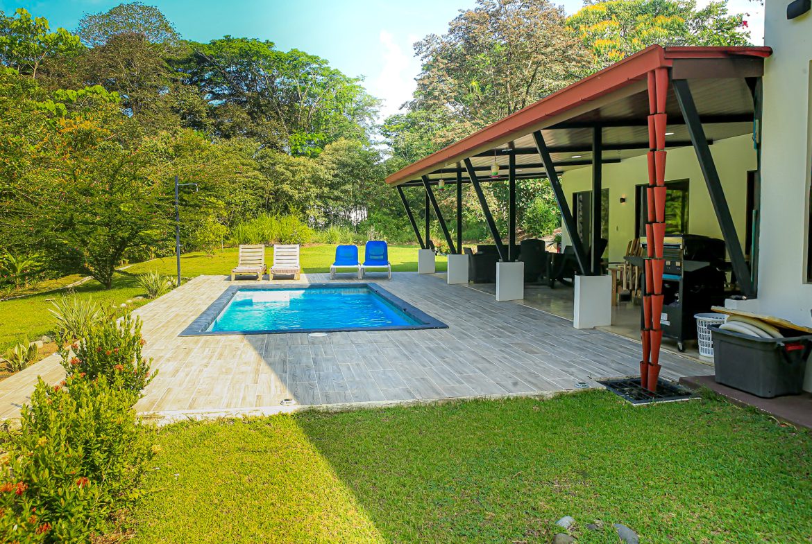 MODERN TROPICAL 3-BEDROOM VILLA ON 1.24 ACRES, Uvita, Costa Rica — photo 3