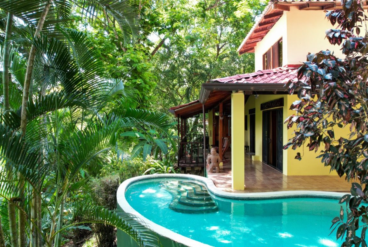 JUNGLE VIEW 2 BEDROOM HOME IN DOMINICAL, Uvita, Costa Rica — photo 2