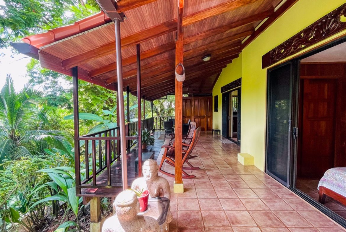 JUNGLE VIEW 2 BEDROOM HOME IN DOMINICAL