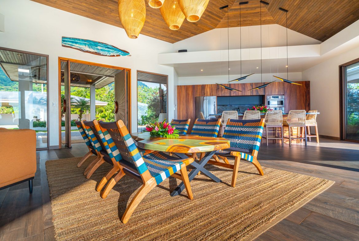SUEÑO DEL PACIFICO – A LUXURIOUS MOUNTAIN-TOP SANCTUARY WITH UNRIVALED VIEWS – 6 ACRES