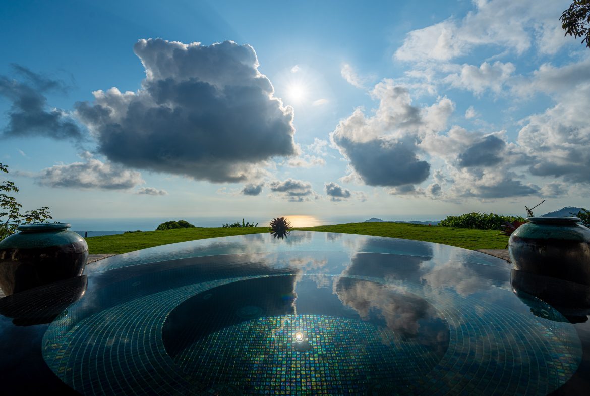 SUEÑO DEL PACIFICO – A LUXURIOUS MOUNTAIN-TOP SANCTUARY WITH UNRIVALED VIEWS – 6 ACRES