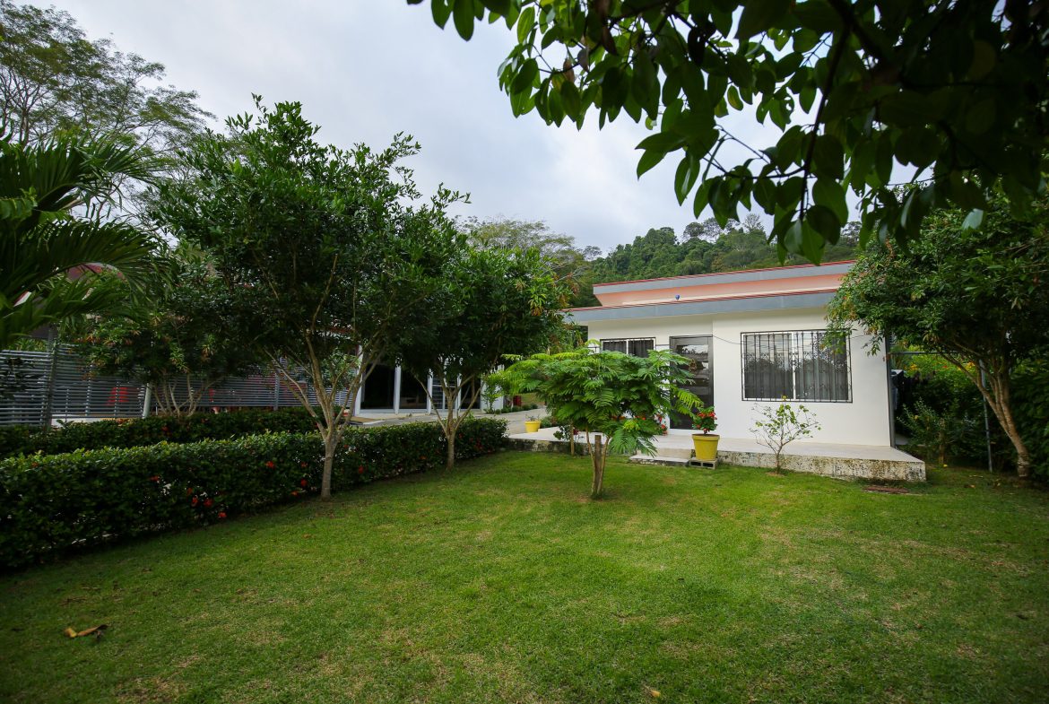 IDEAL RETIREMENT RETREAT NEAR DOMINICAL WITH INCOME POTENCIAL