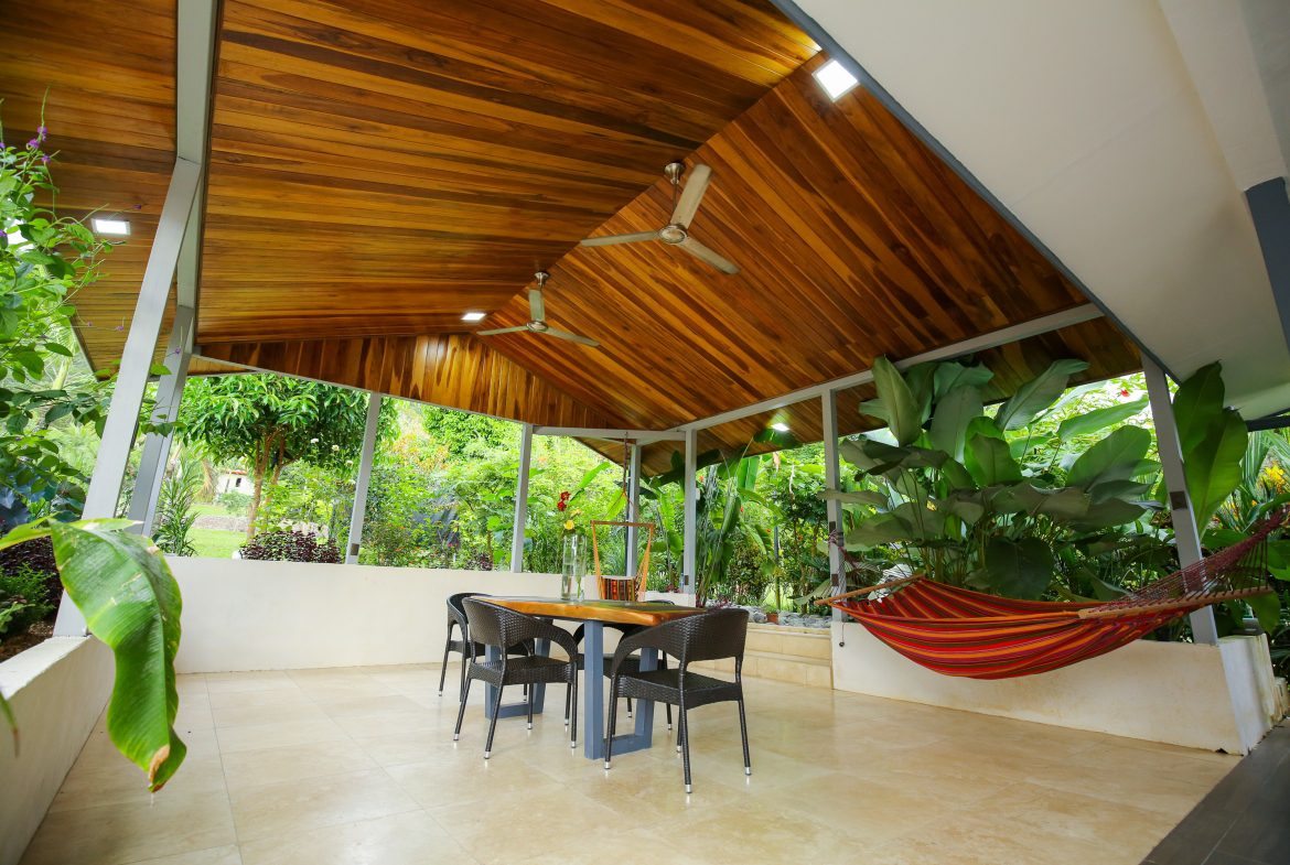 IDEAL RETIREMENT RETREAT NEAR DOMINICAL WITH INCOME POTENCIAL