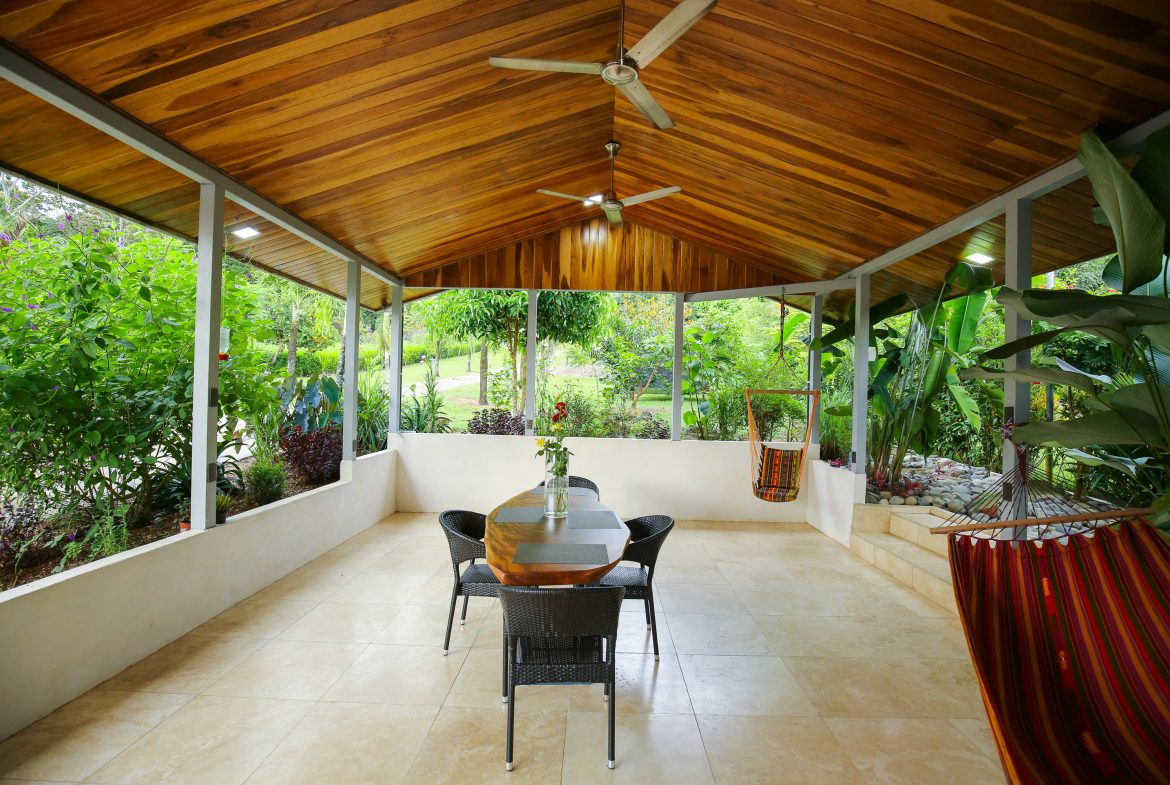 IDEAL RETIREMENT RETREAT NEAR DOMINICAL WITH INCOME POTENCIAL