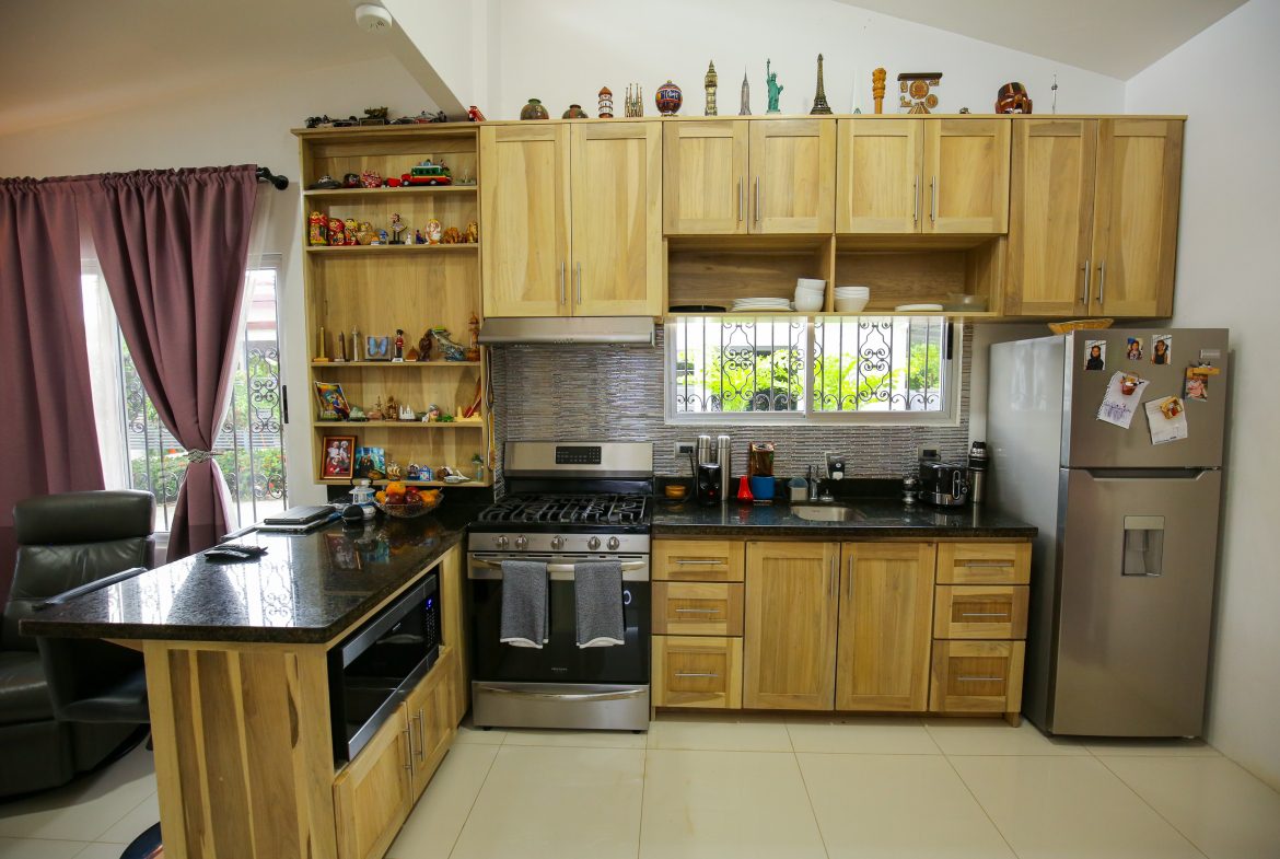 IDEAL RETIREMENT RETREAT NEAR DOMINICAL WITH INCOME POTENCIAL
