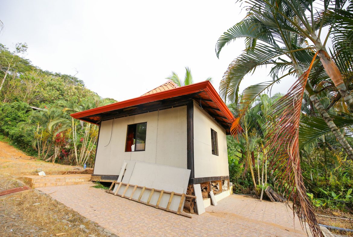 IDEAL RETIREMENT RETREAT NEAR DOMINICAL WITH INCOME POTENCIAL