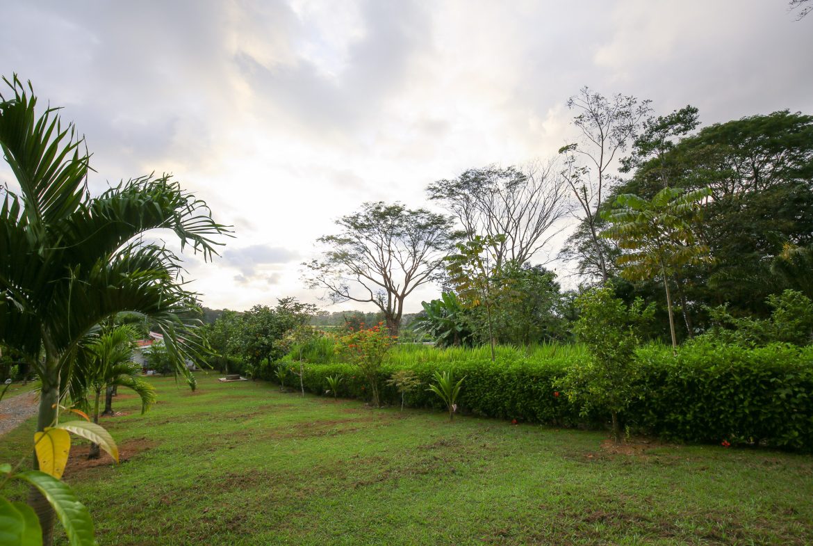 IDEAL RETIREMENT RETREAT NEAR DOMINICAL WITH INCOME POTENCIAL