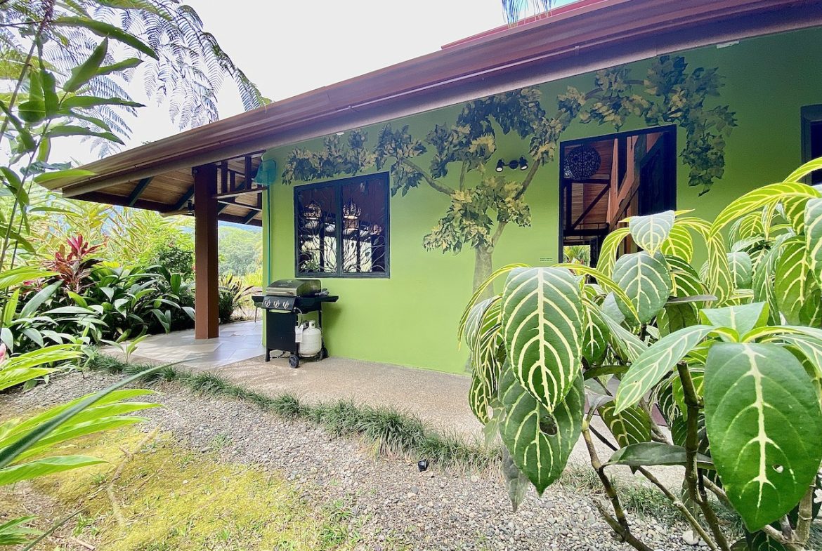 JUNGLE VIEW HOME IN PORTALON