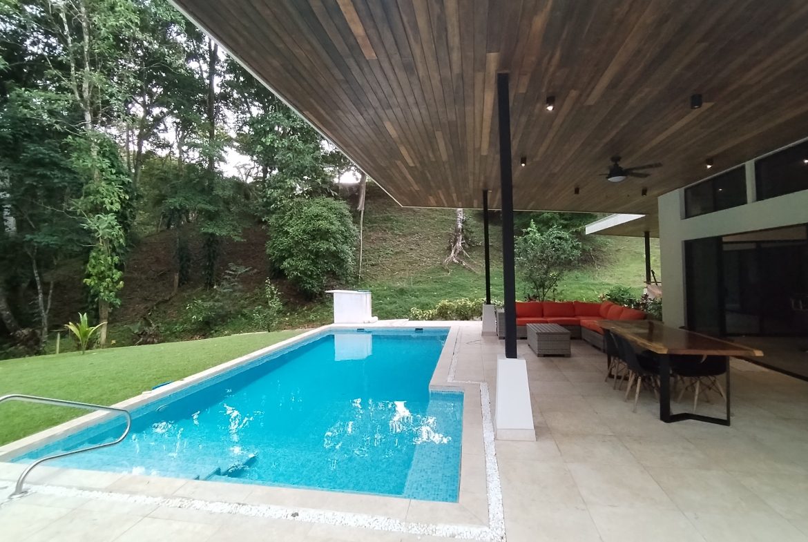 VILLA SHANTI: LUXURY JUNGLE RETREAT IN OJOCHAL, COSTA RICA – 1.17 ACRES, Uvita, Costa Rica — photo 1