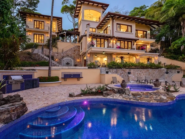 Where Luxury Meets Nature on Costa Rica’s Pacific Coast