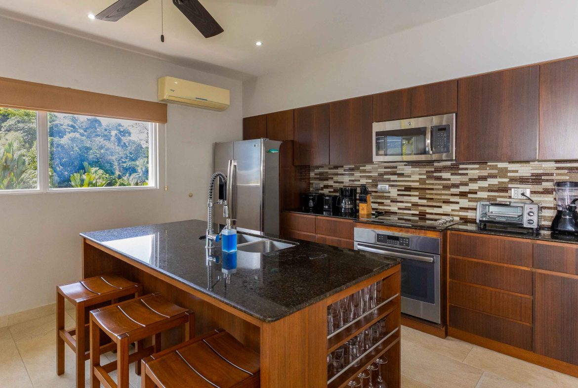 TURNKEY 2-BEDROOM VILLA WITH PRIVATE POOL IN GATED COMMUNITY NEAR PLAYA HERMOSA, Uvita, Costa Rica — photo 6