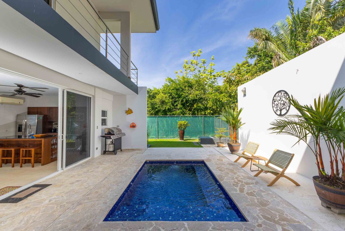 TURNKEY 2-BEDROOM VILLA WITH PRIVATE POOL IN GATED COMMUNITY NEAR PLAYA HERMOSA, Uvita, Costa Rica — photo 4