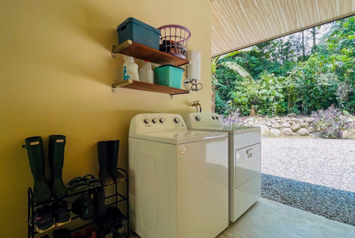 TROPICAL RIVERFRONT ESTATE IN CINCO VENTANAS – 5.65 ACRES WITH MULTIPLE HOMES, BUILD SITES & JUNGLE OASIS
