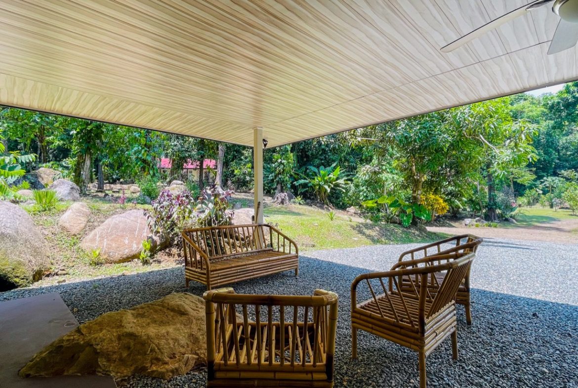 TROPICAL RIVERFRONT ESTATE IN CINCO VENTANAS – 5.65 ACRES WITH MULTIPLE HOMES, BUILD SITES & JUNGLE OASIS