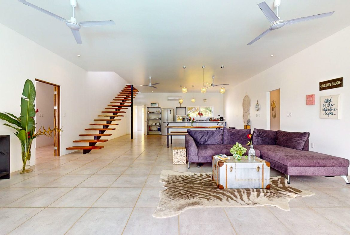 BEAUTIFUL AND MODERN HOME IN UVITA WITH INFINITY POOL, OCEAN VIEWS AND RENTAL OPTIONS, Uvita, Costa Rica — photo 4