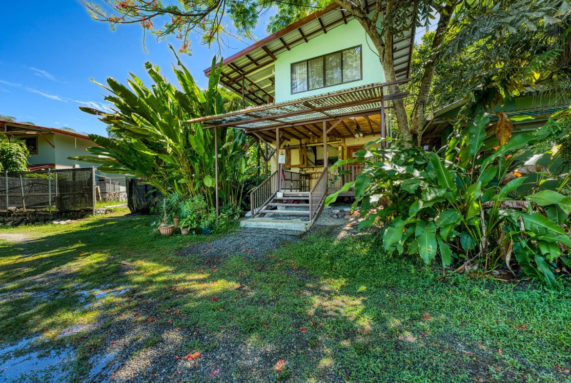 DOMINICAL HOTEL OR RETREAT WITH 13 RENTALS PLUS OWNER’S HOME
